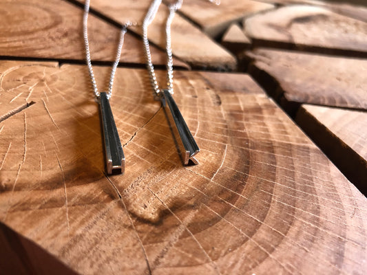 イニシャルネックレス トップ